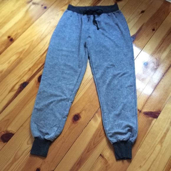 Joggers - Picture 2 of 5